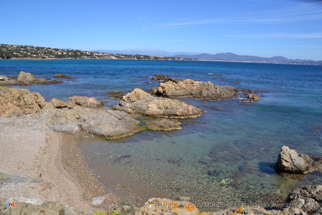 Environs de la pointe du corsaire 2.JPG - Environs de la pointe du Corsaire. 02 avril 2015.